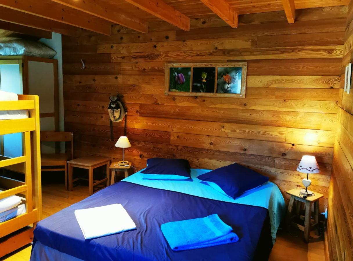 Gite D'Etape Auberge De L'Ardoisiere Jausiers Exterior foto
